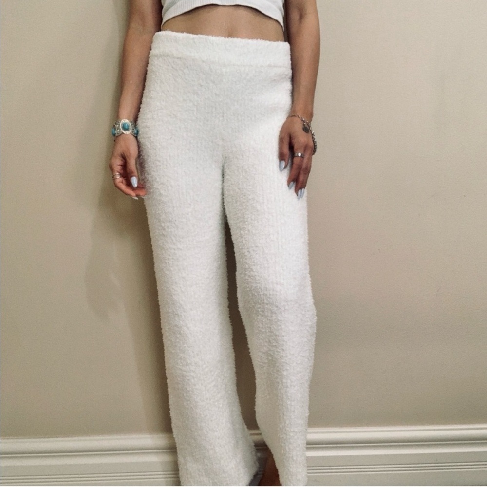 Cozy White Textured aerie Sherpa pants - size Large